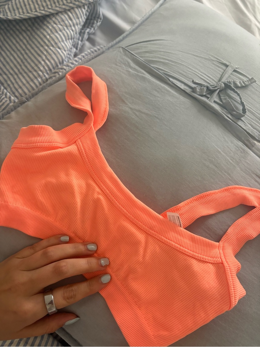 URBAN OUTFITTERS BRA TOP IN LIGHT ORANGE SIZE XS-s